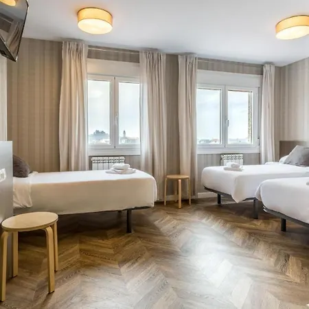 招待所 阿布里尔9号旅馆 3*