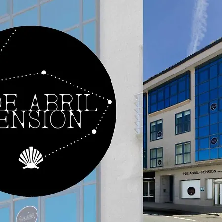 9 De Abril Gasthof O Pedrouzo