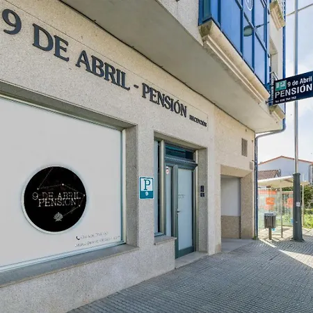 Pensión 9 De Abril *
