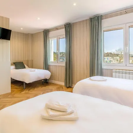 阿布里尔9号旅馆 招待所 3*