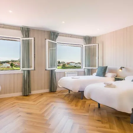 阿布里尔9号旅馆 3* 欧德鲁佐