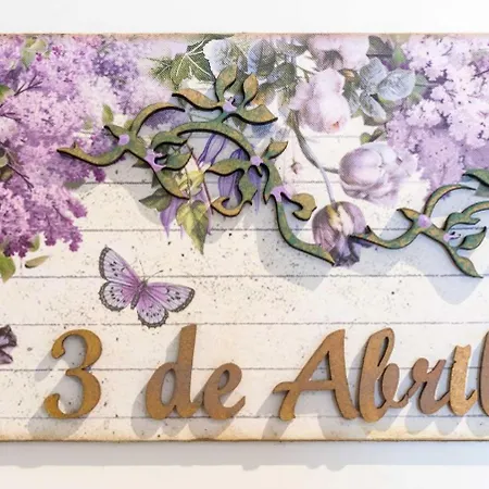 9 De Abril Gæstehus *