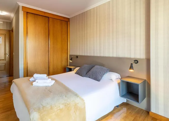 9 De Abril Gasthof O Pedrouzo