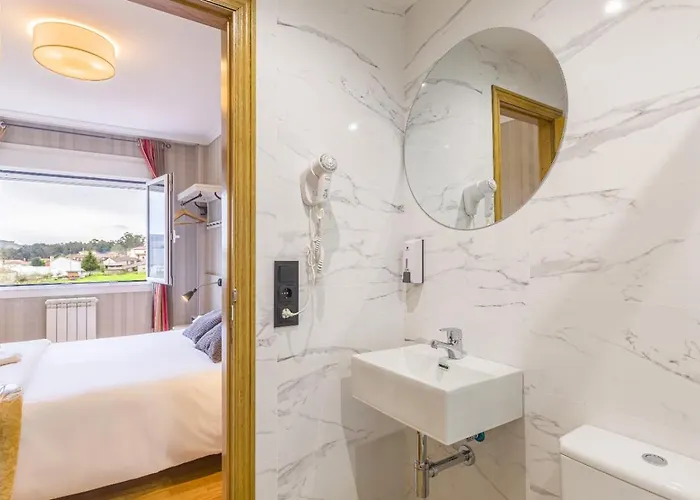 Gasthof 9 De Abril 3*