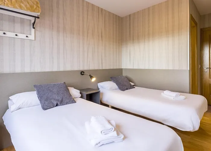 9 De Abril Gasthof O Pedrouzo